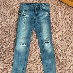 Destroyed stumper stretch skinny Jean asking $15